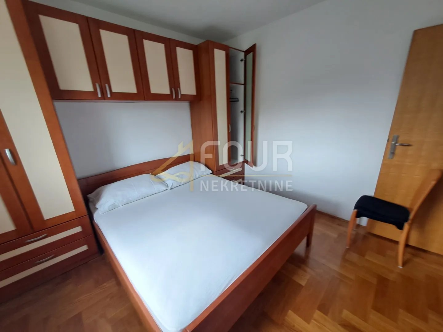 otok krk, malinska, 61m2, 2s+db, terasa - slika 7