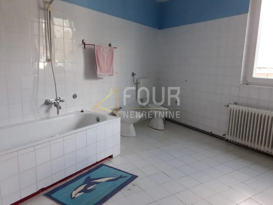 istra, brtonigla, kuća 160m2, garaža - slika 21