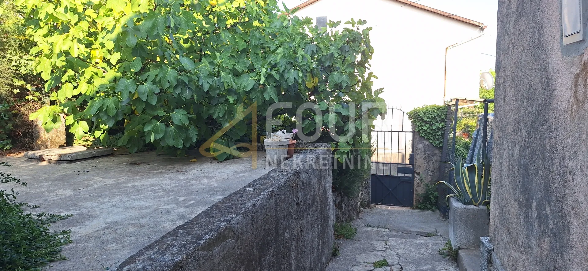 rijeka, trsat, etaža, 65.04m2, 2s+db, balkon + terasa, okućnica - slika 12