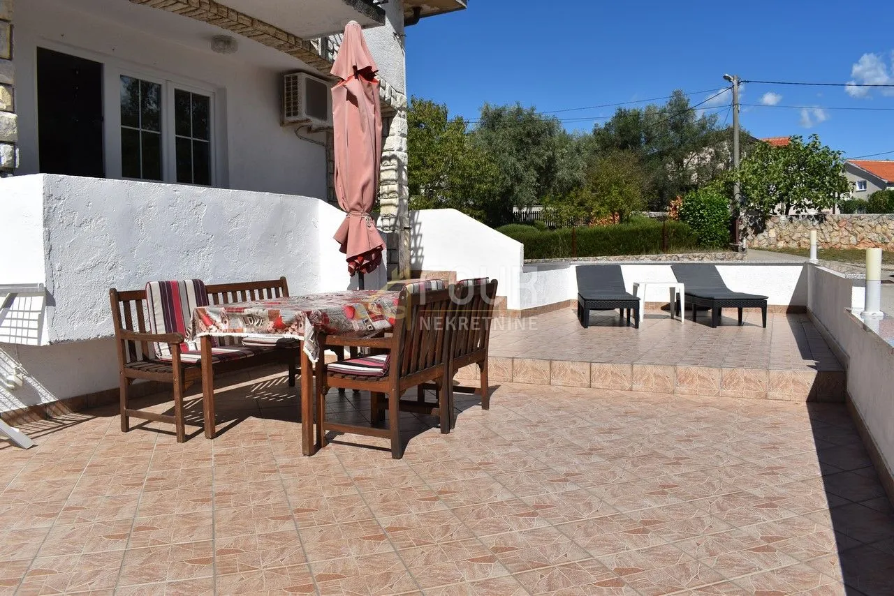 otok krk, kuća s 3 apartmana i pogledom na more - slika 36