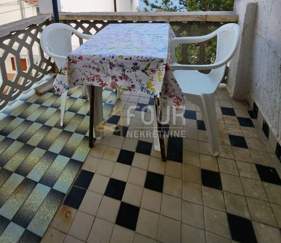 otok krk, vrbnik - stara jezgra, kuća s pogledom na more - slika 14