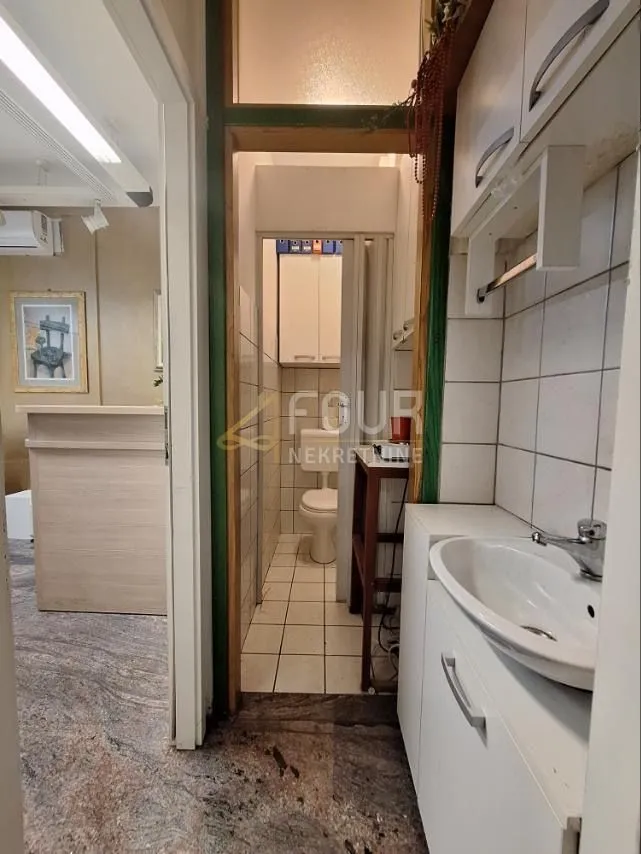 rijeka, centar, poslovni prostor 30.86m2, terasa 8.87m2 - slika 7