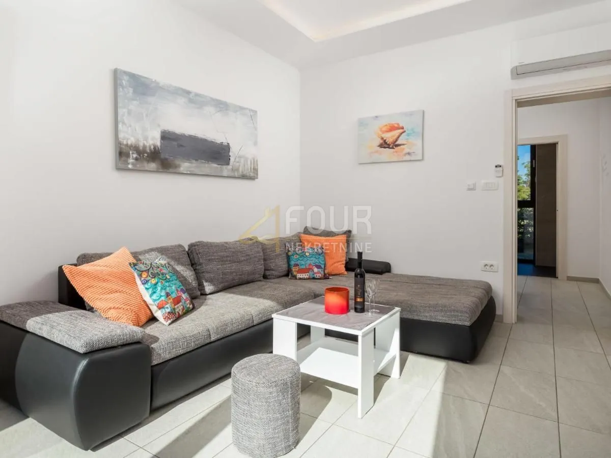 kostrena, moderna vila s bazenom - slika 33
