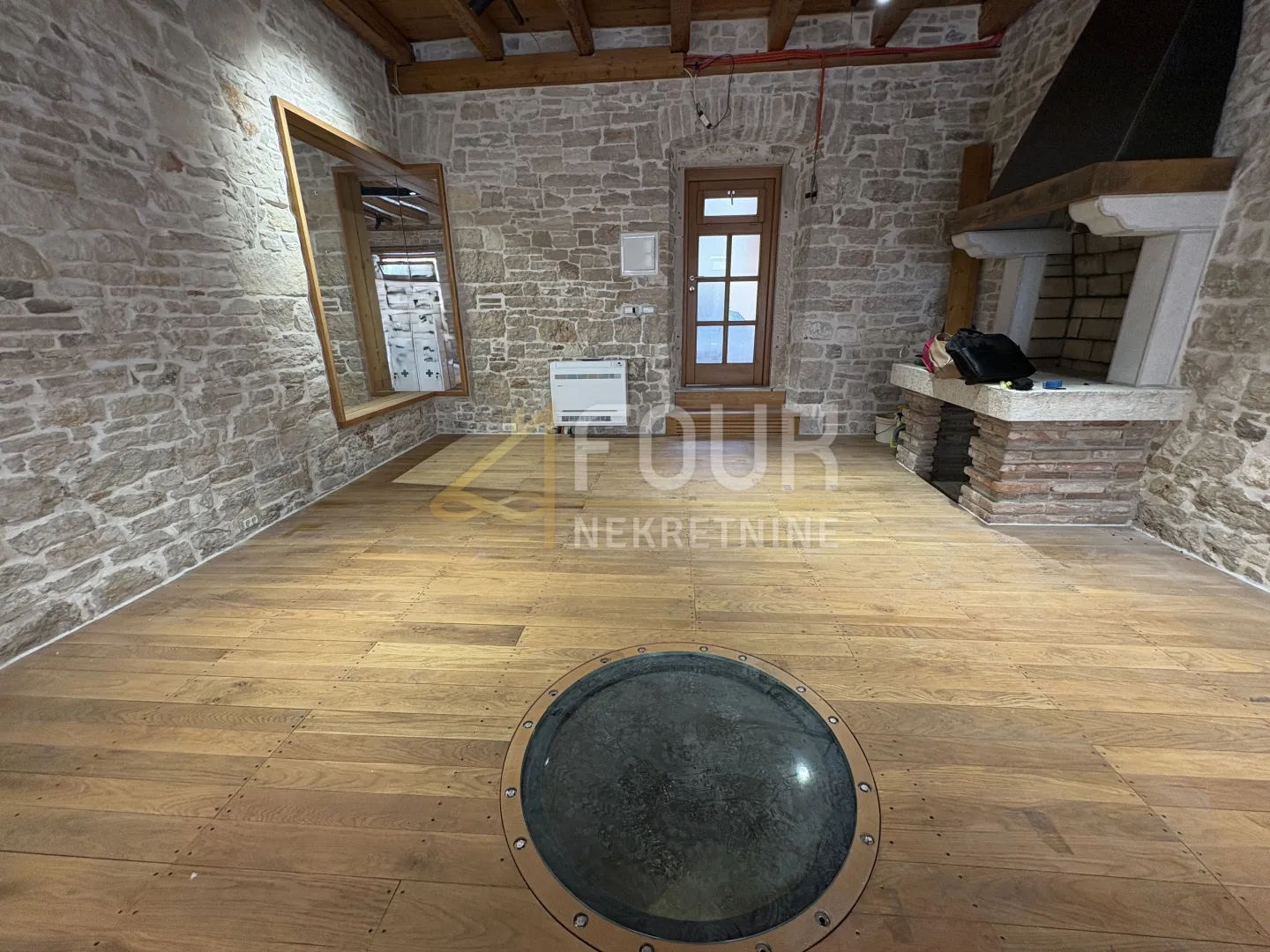 zakup, pula, centar, poslovni prostor, 36.30m2 - slika 4