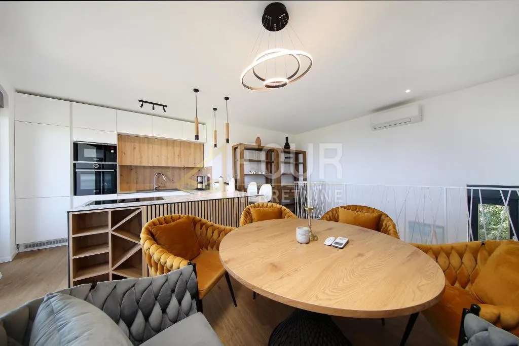 opatija, ika, 108.51m2, dvoetažni 2s+db, terasa i balkon - slika 4