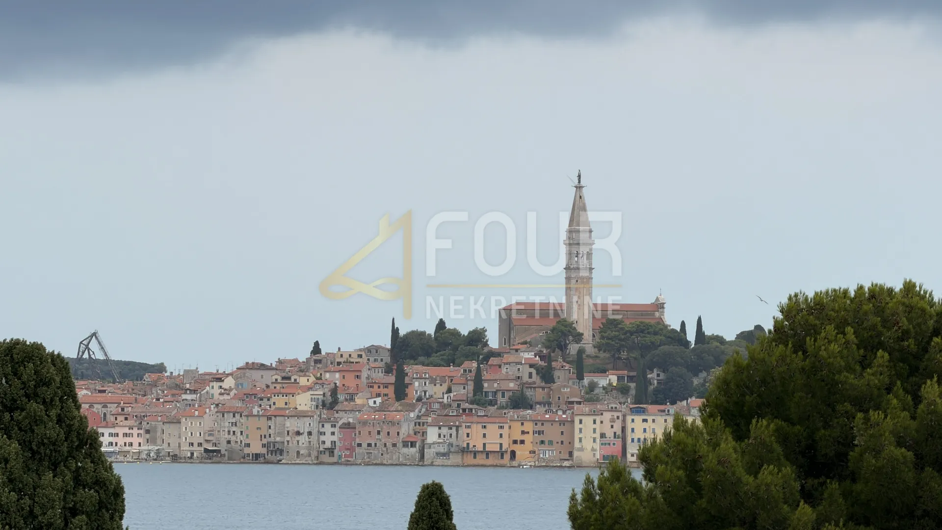 istra, rovinj, luksuzni dvoetažni penthouse, garaža, 100m od mora i plaže - slika 28