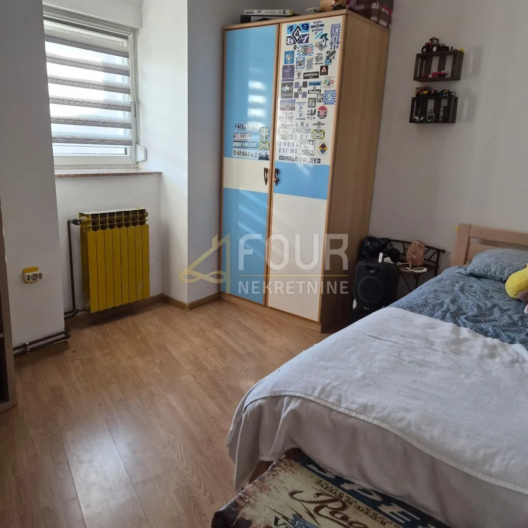 rijeka - okolica, klana - studena, kuća u nizu s garažom - slika 4