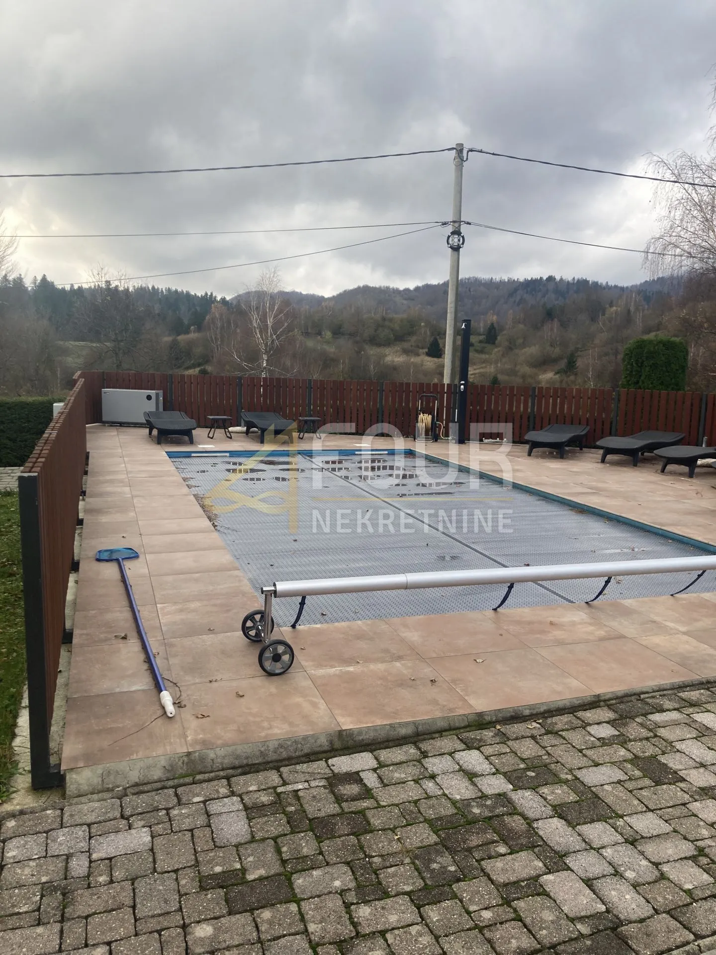 gorski kotar, crni lug, imanje s 4 kuće, bazen, jacuzzi - slika 12
