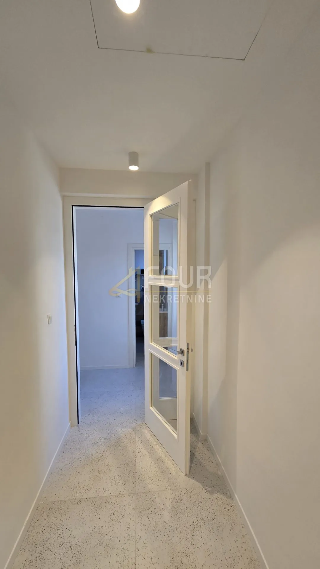 rijeka, vojak, 97m2, 3skl, balkon - slika 15