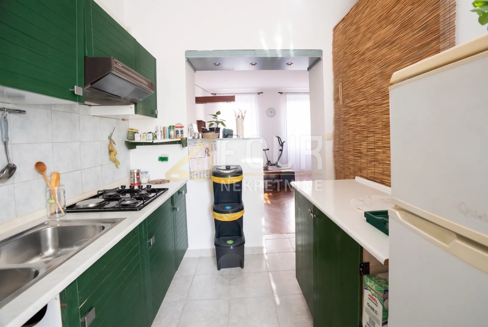 istra, pula - centar, 44m2, 1s+db, odlična pozicija - blizina arene! - slika 2