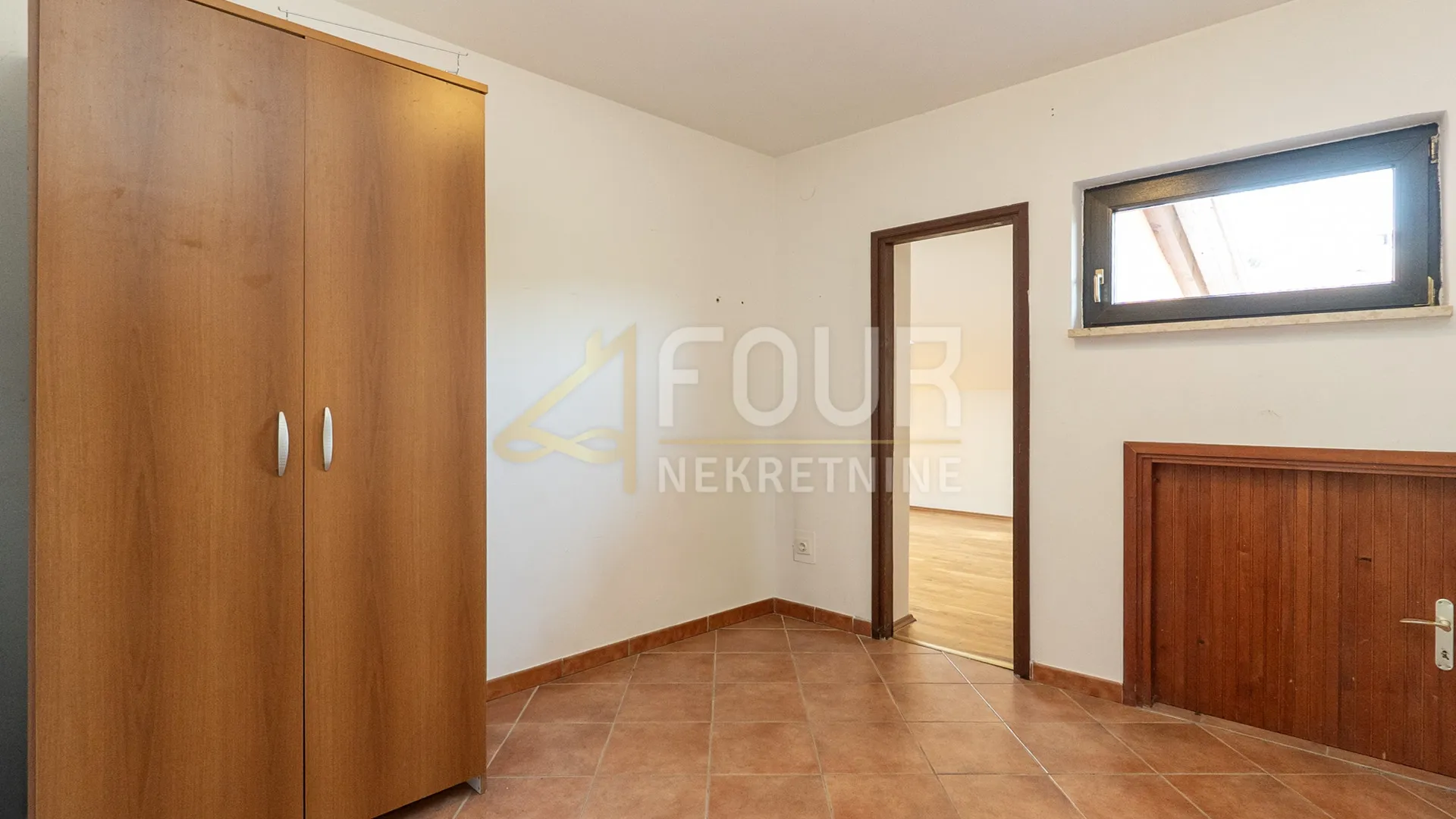 marčelji, 3s+db, 164,22m2, okućnica, pogled na more - slika 7