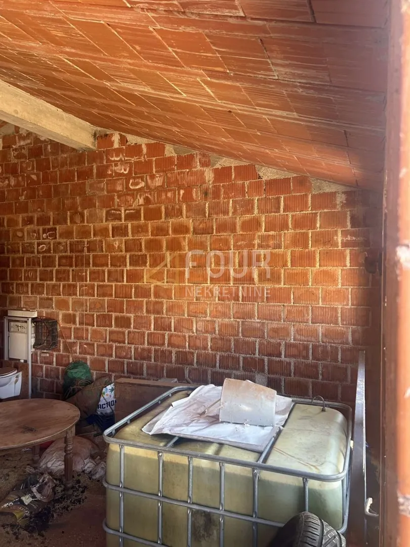 Istra, Marčana - okolica, samostojeća kuća 50m2