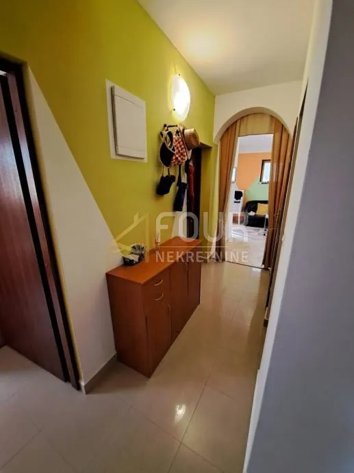 otok krk, kornić, 96.86m2, 3s+db, terase - slika 6