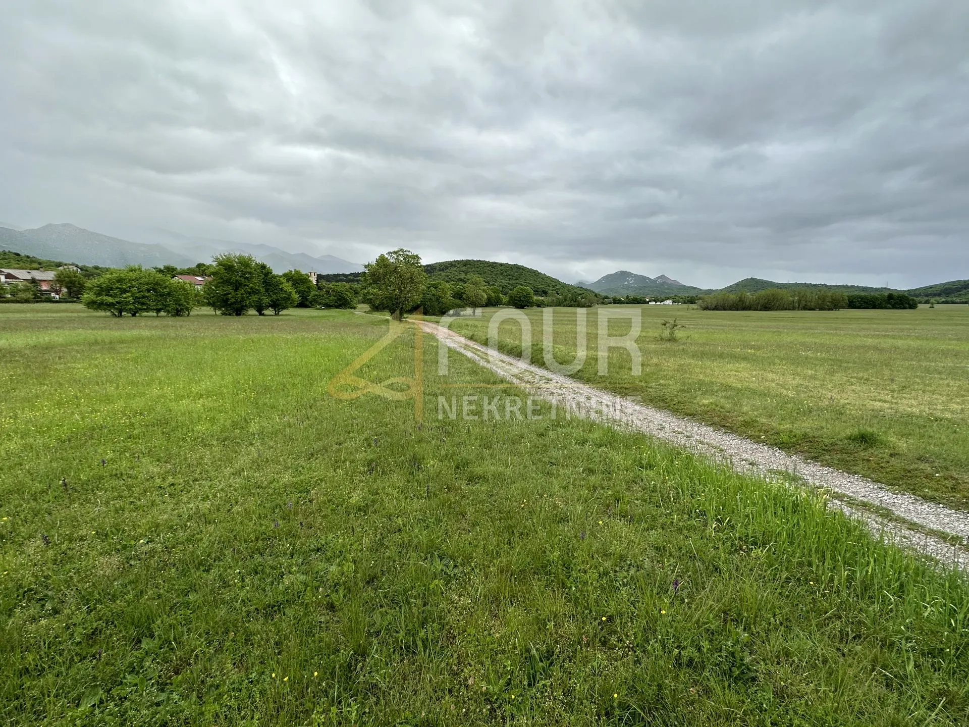 podhum, zemljište od 1.341m2 - slika 4