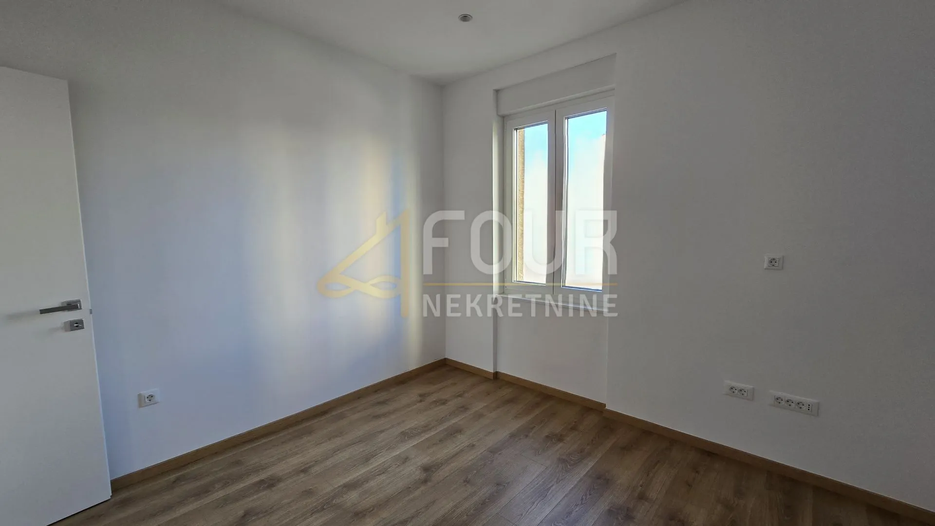 rijeka, vojak, 97m2, 3skl, balkon - slika 7
