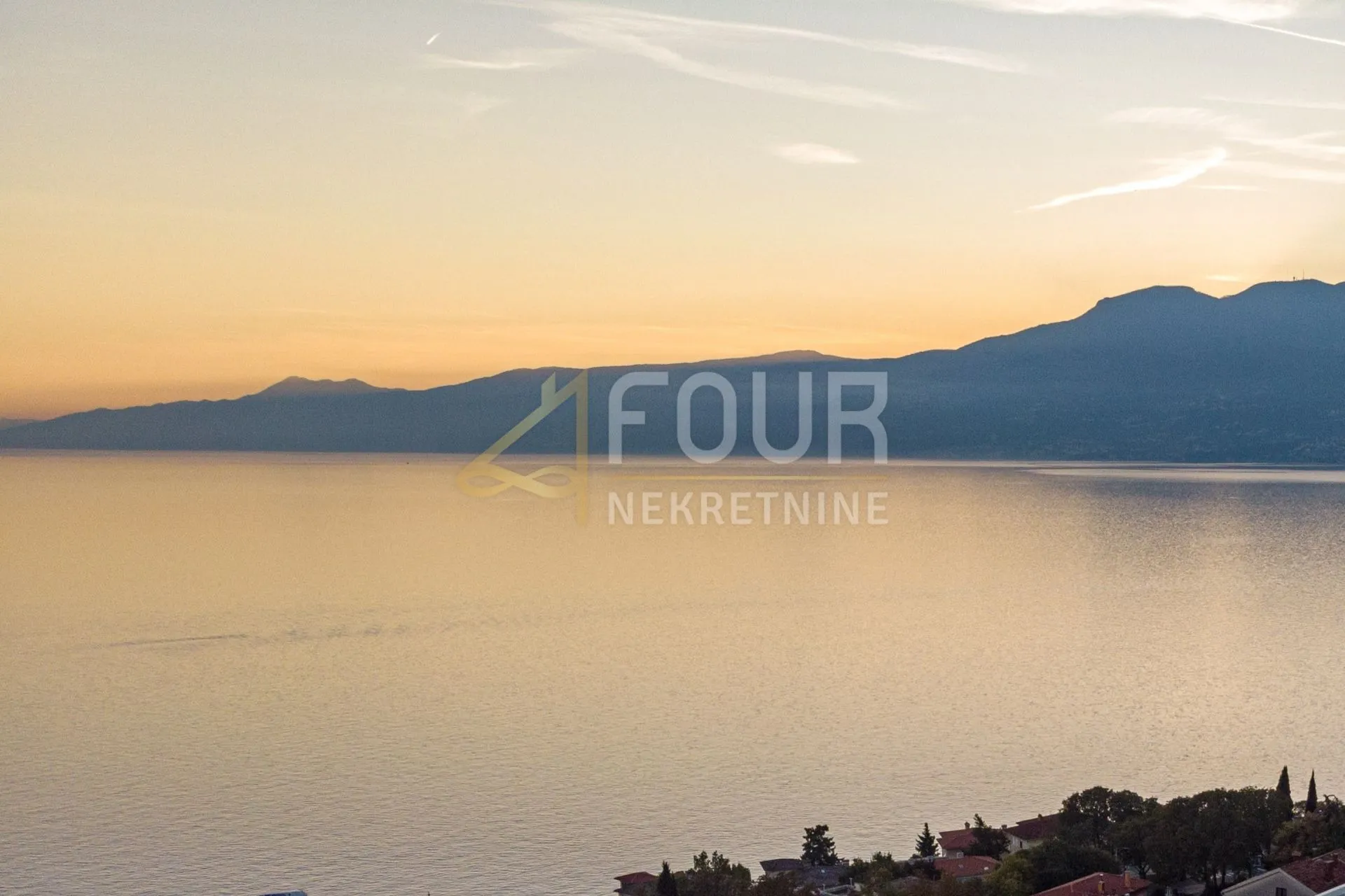 Rijeka, Kantrida, luksuzna novogradnja, 96.18m2, 3s+db, terasa