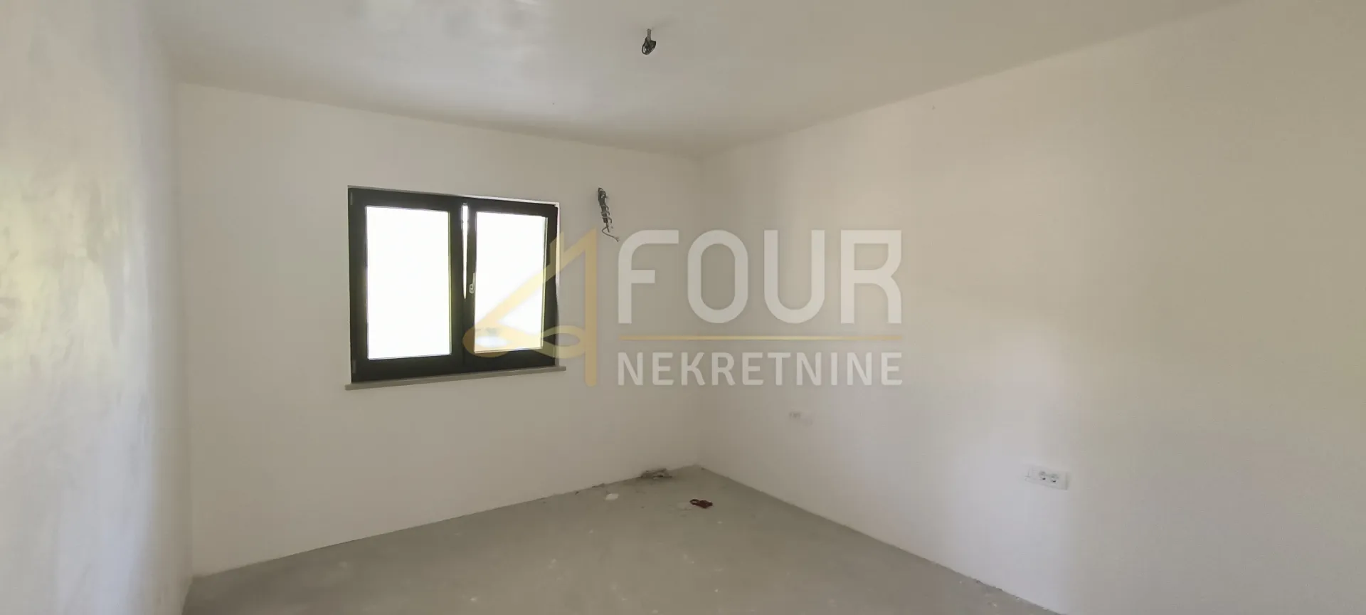 istra, barban, samostojeća kuća 206m2, terasa, balkon - slika 9