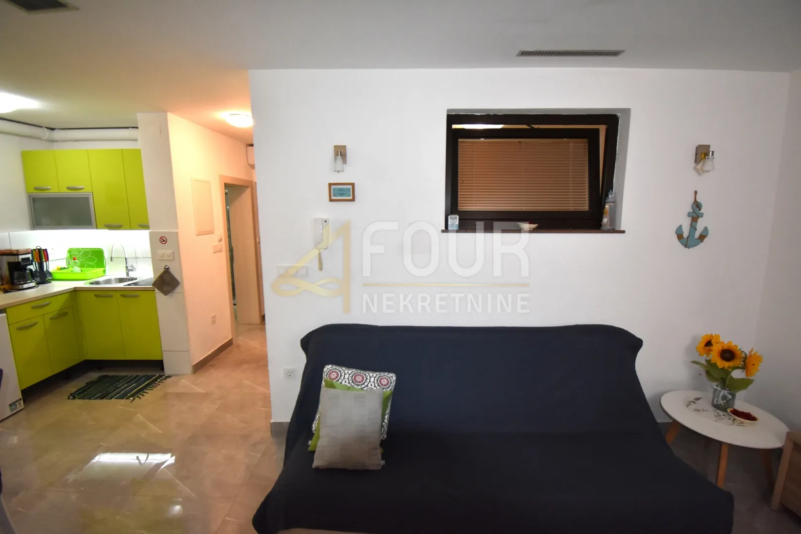 otok krk, malinska, 1s+db, okućnica 81m2 + parkirno mjesto - slika 6