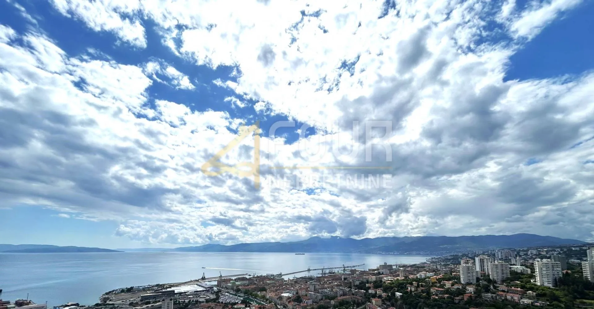 Rijeka, Trsat, etaža 102.55m2, 3s+db, panoramski pogled na more