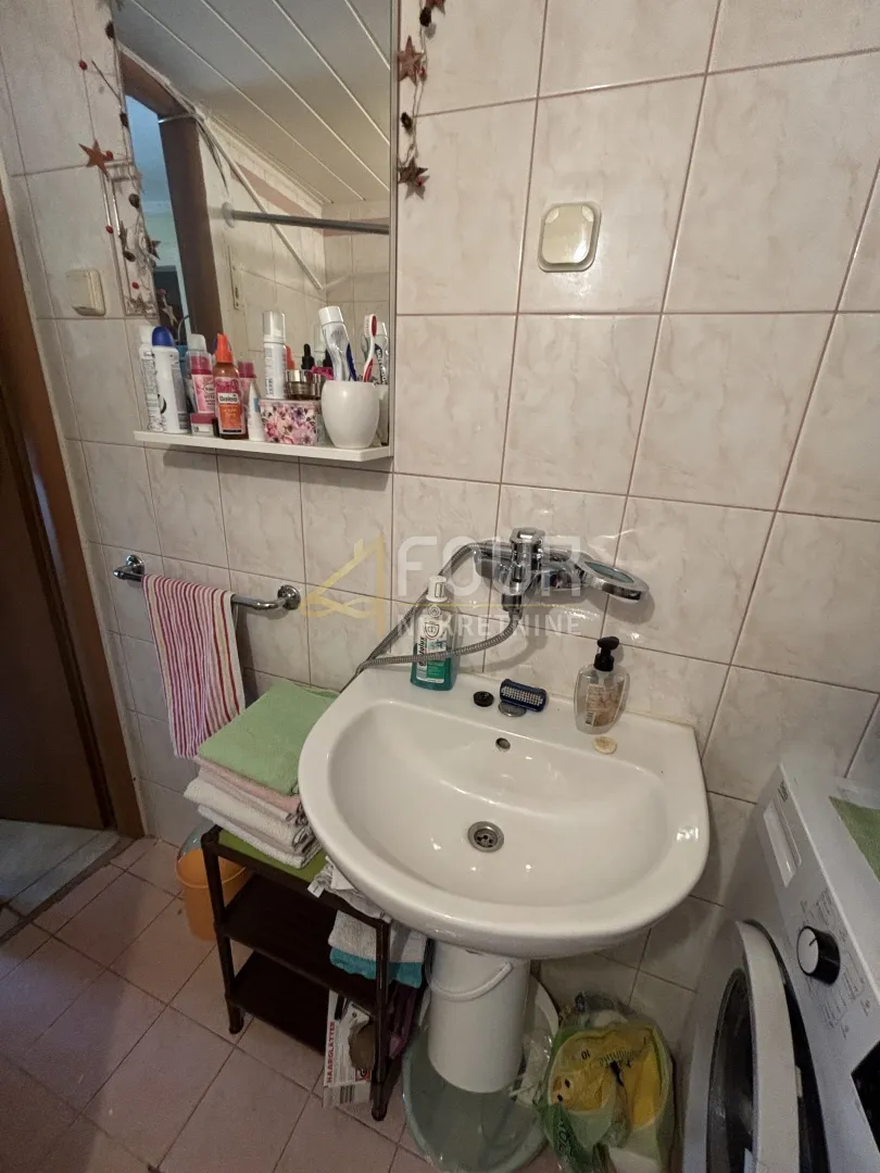 jelenje, kuća u nizu - starina, p+1, okućnica - slika 9