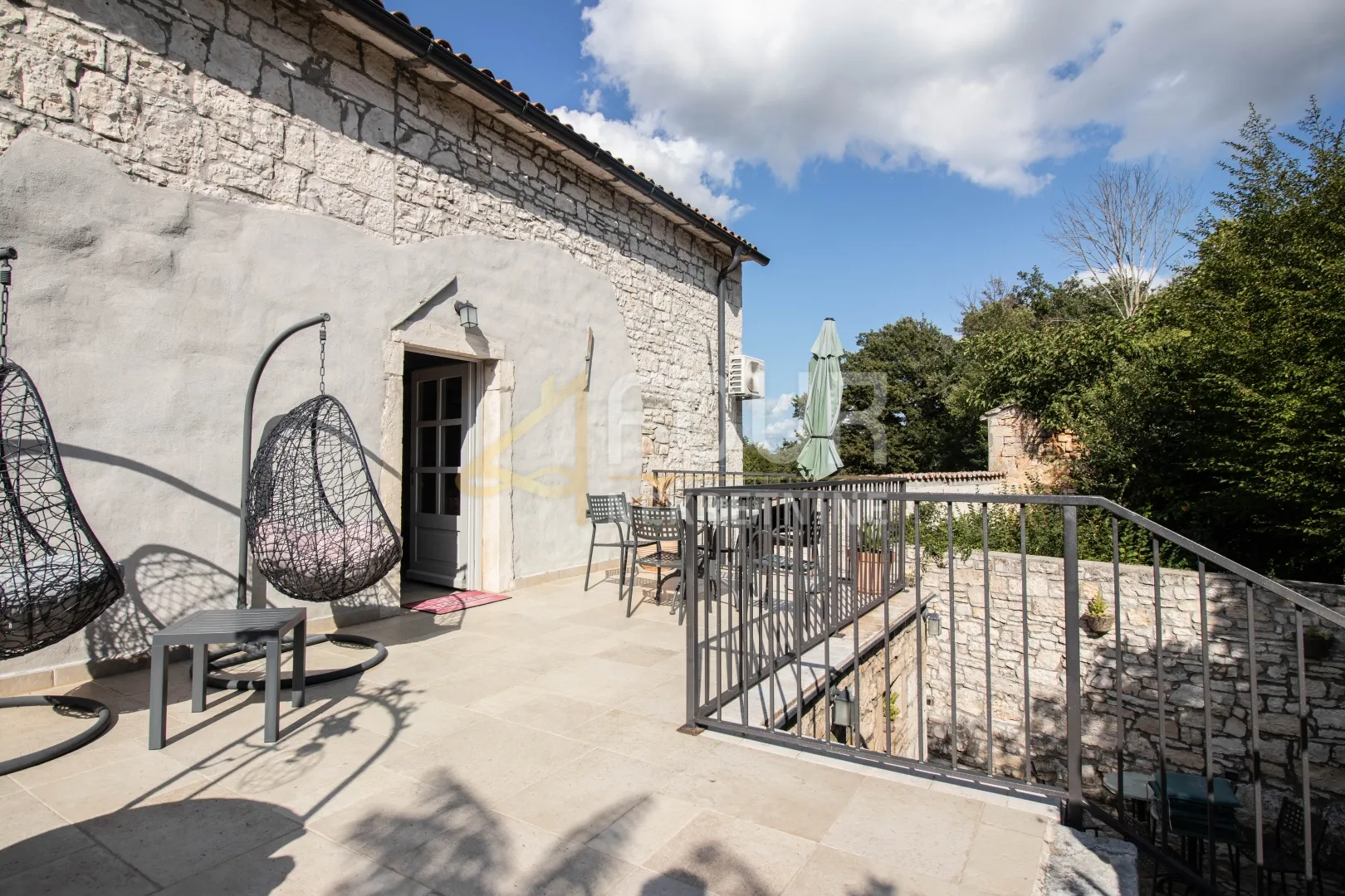 istra, tinjan, prekrasno imanje, dvije kamene kuće s bazenom - slika 13