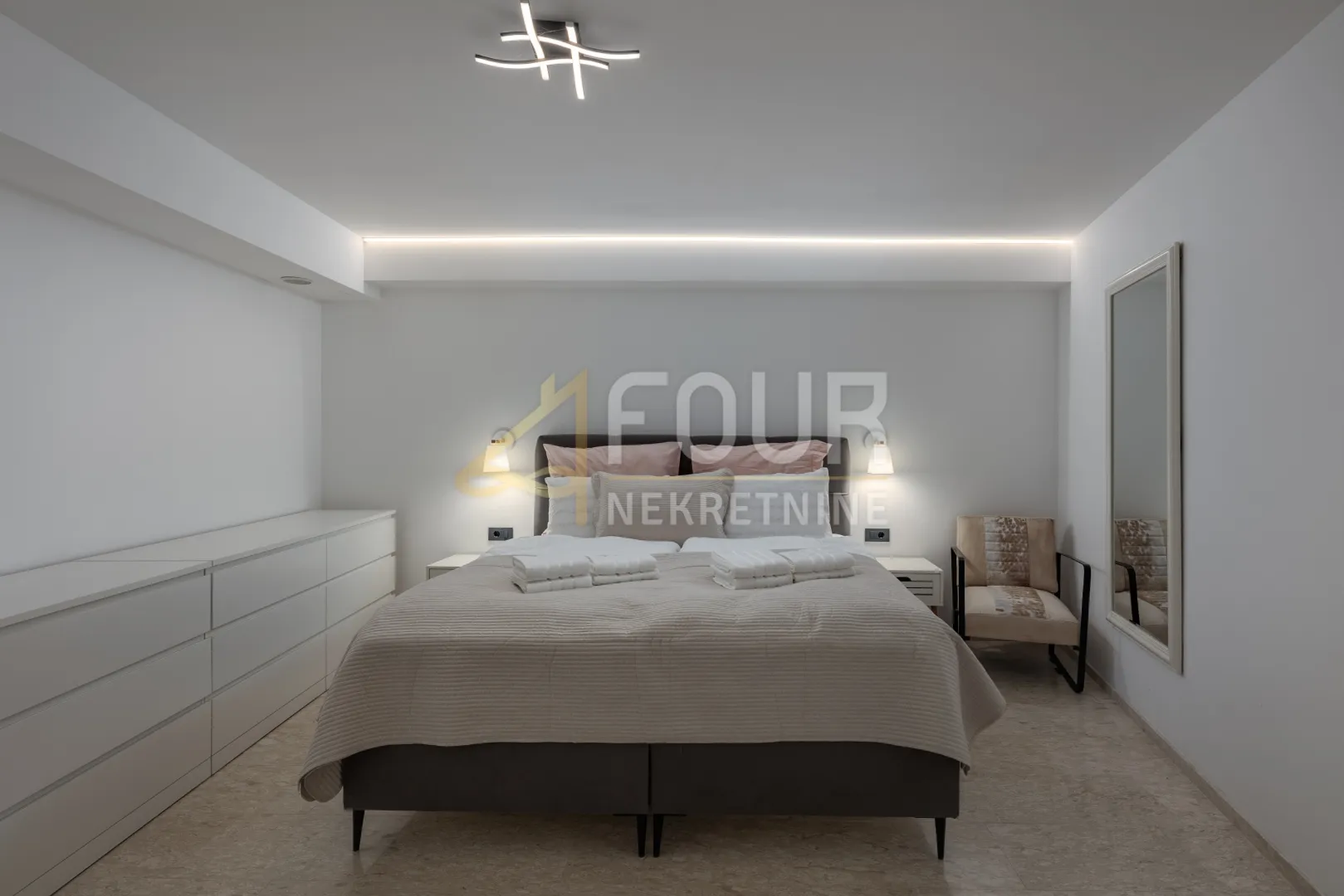 opatija, volosko, 294.64m2, novogradnja, dvije stambene jedinice, bazen - slika 50
