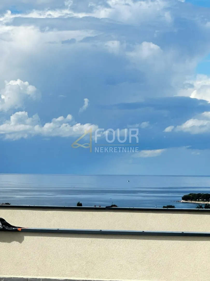 Istra, Poreč, moderna i kvalitetna novogradnja, 2s+db