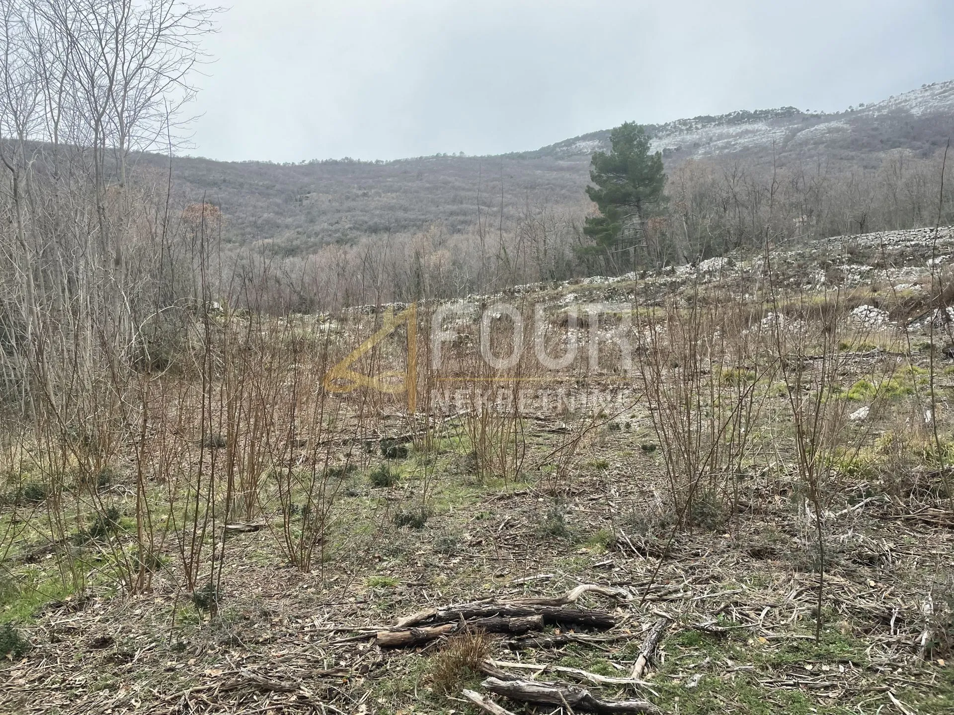 brseč, građevinsko zemljište od 1.590m2 - slika 10