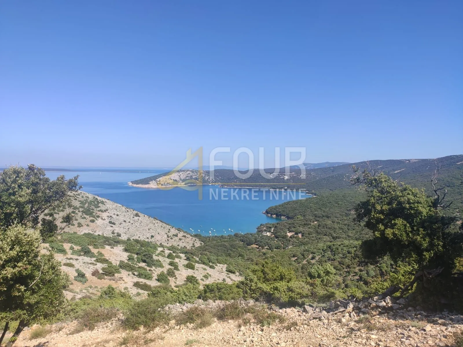 Ustrine, poljoprivredno zemljište 1.602m2 - Ustrine, Mali Lošinj