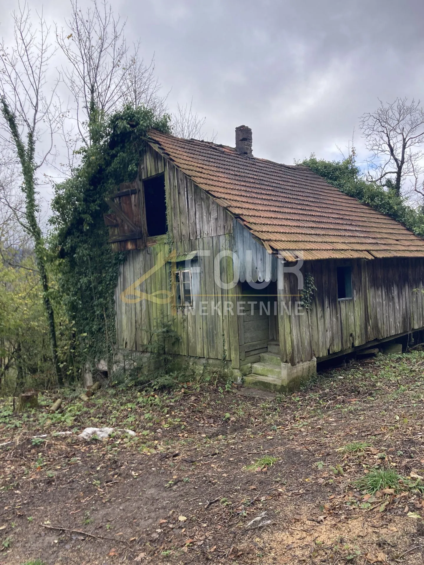 gorski kotar, vrbovsko, 16.057m2 - građevinski dio od 3.000m2 - slika 2