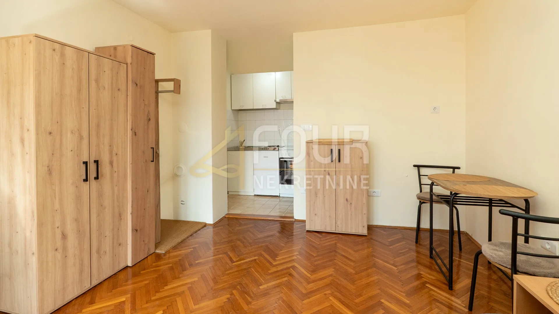 najam, rijeka, krnjevo, garsonijera, 23m2, pogled na more - slika 5