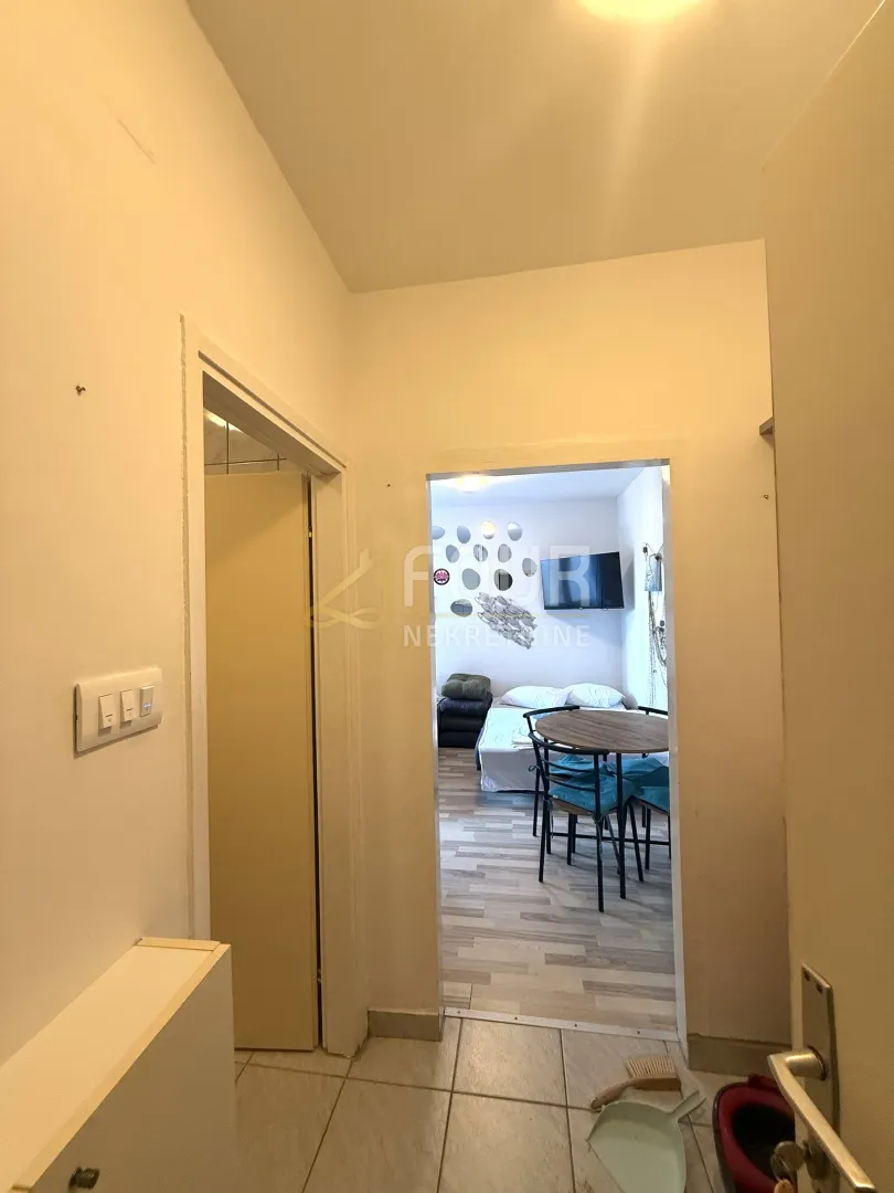 novi vinodolski, garsonijera, 24m2 - slika 6