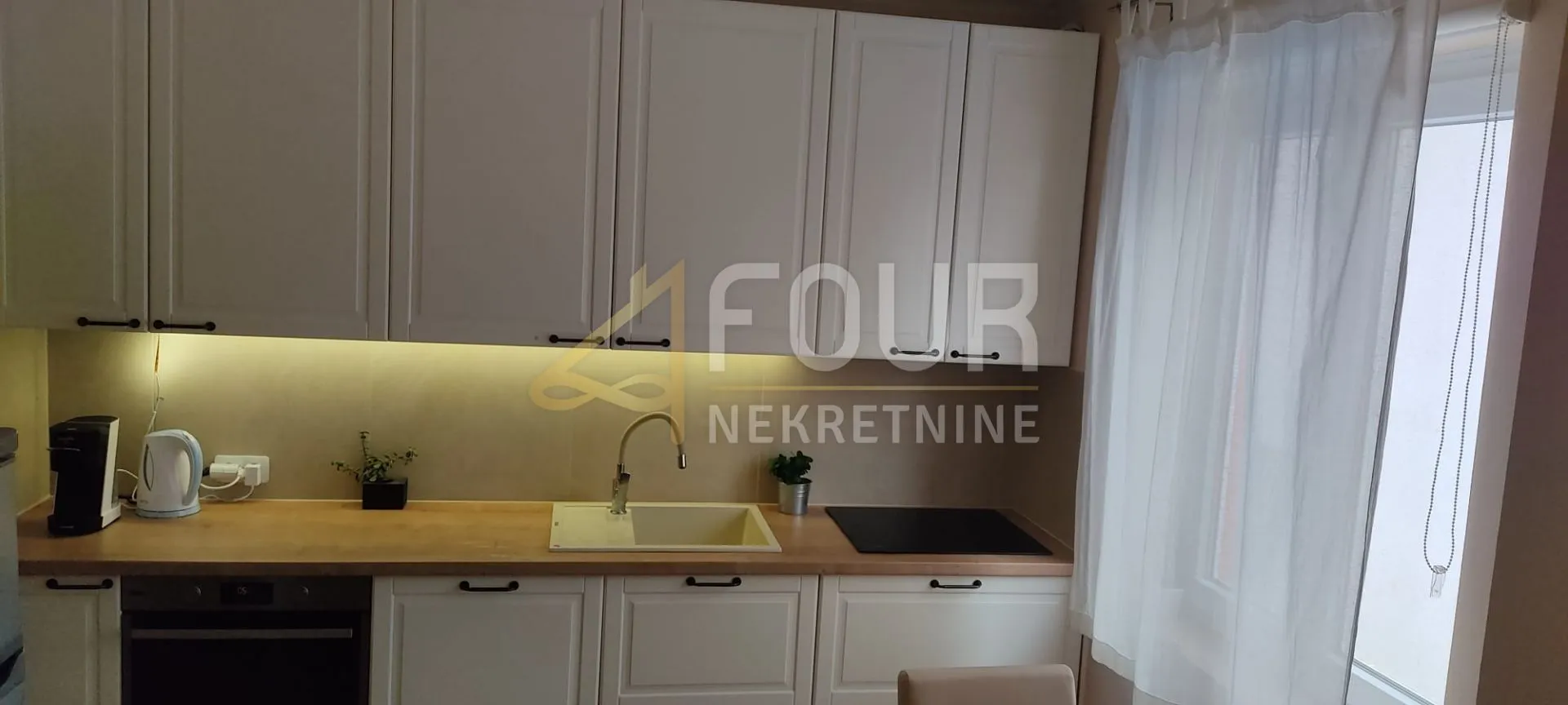 istra, marčana - okolica, novija kuća s bazenom - slika 7