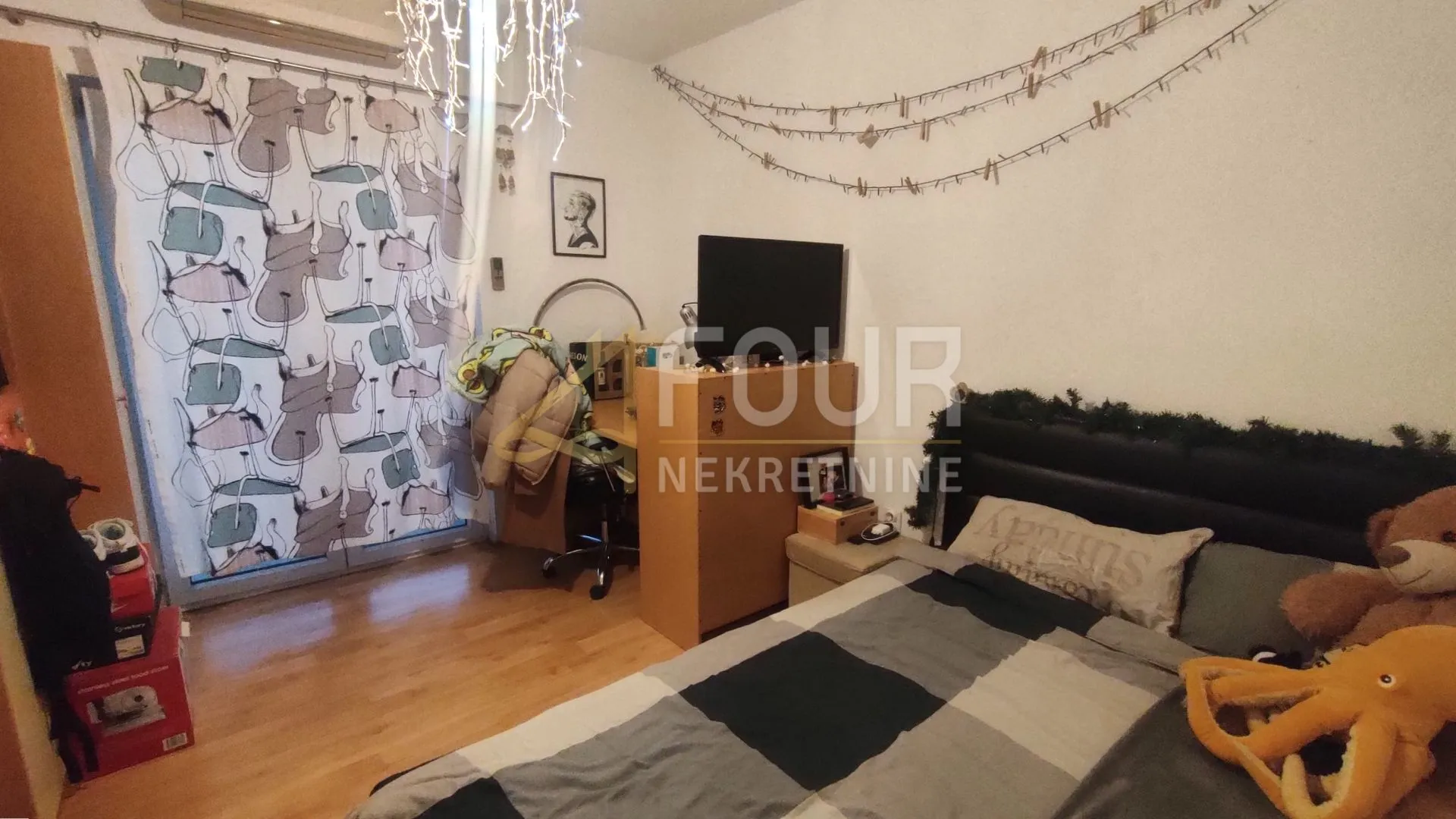 kastav, rešetari, kuća s 3 stana, 270m2, pogled na more - slika 15