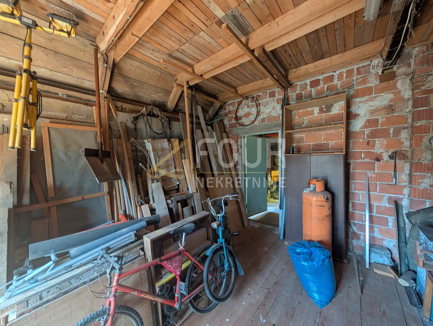 gorski kotar, lokve, gospodarska zgrada, 152.50m2 - slika 10