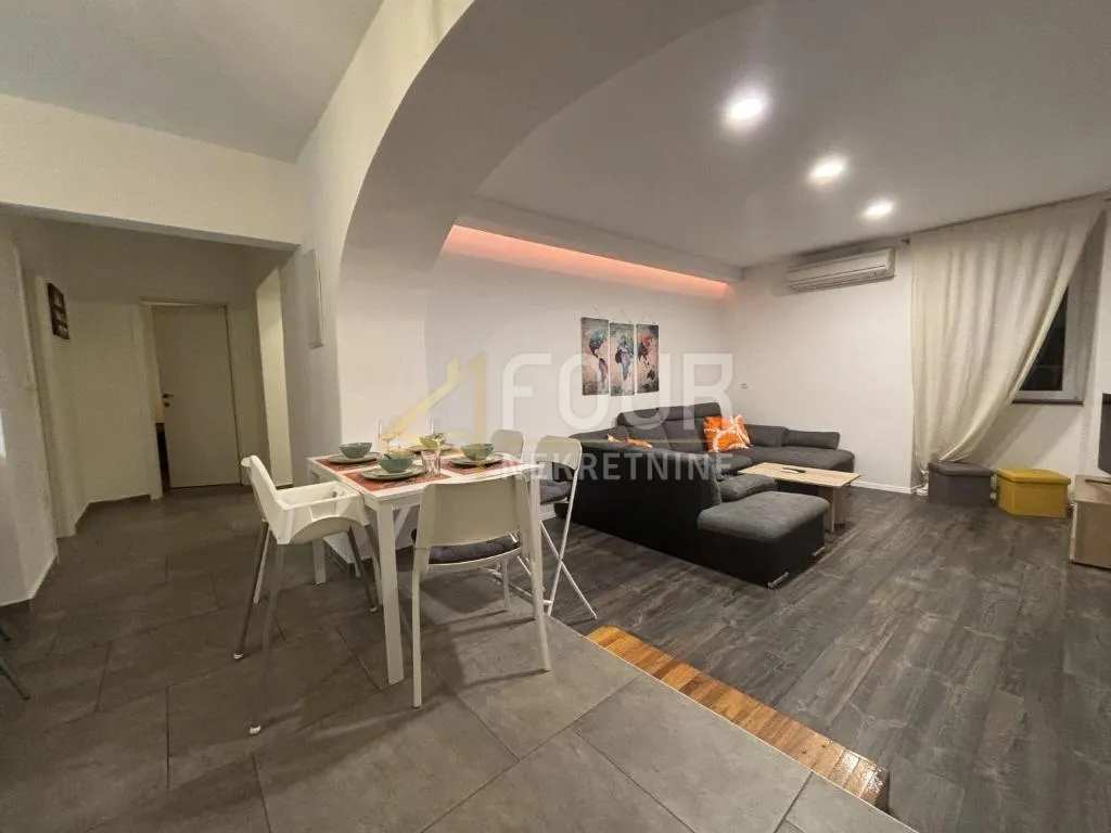 Najam, Opatija, 100m2, 2s+db, namješten stan, terasa