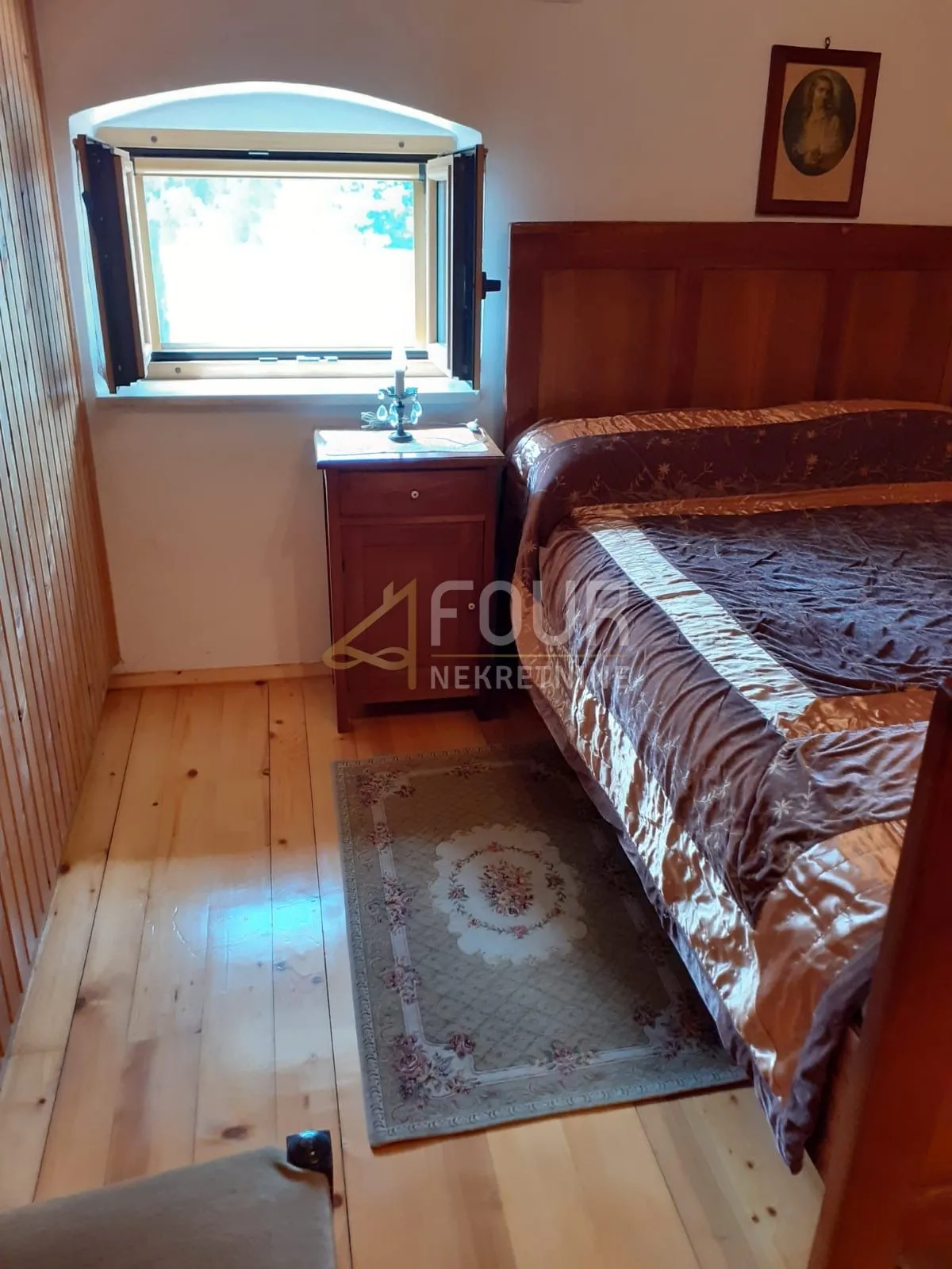 istra, višnjan, dvije kuće, vanjski bazen, garaže, okućnica - slika 27