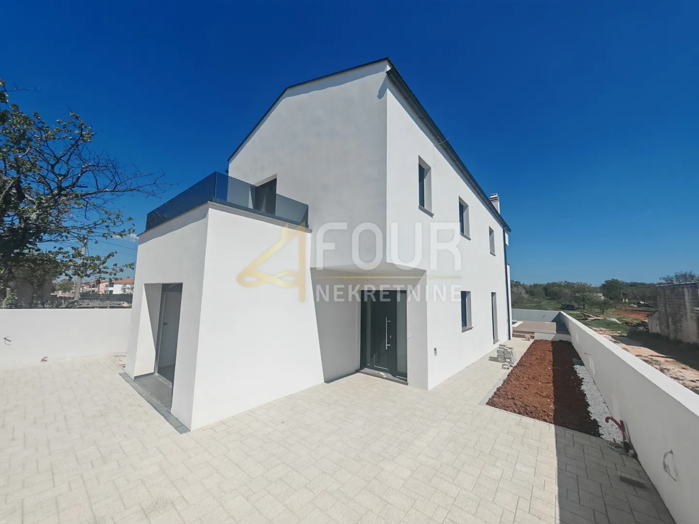 istra, svetvinčenat, novogradnja s bazenom, 160m2 - slika 2