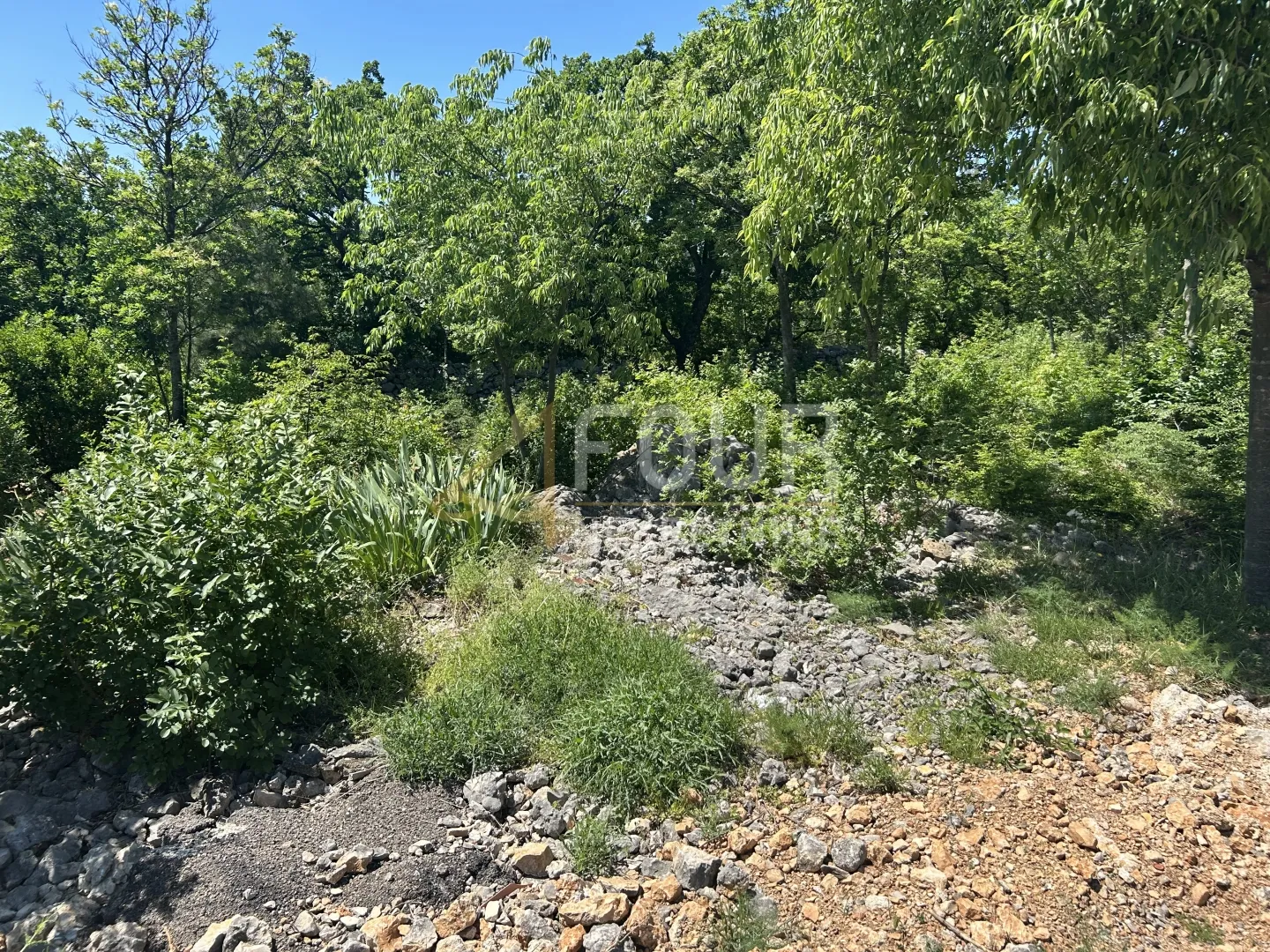 maslenica, građevinsko zemljište 1.235m2 - slika 3