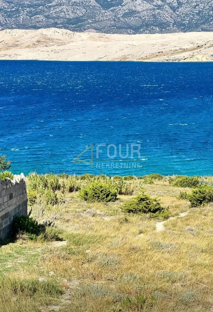 Otok Pag, građevinsko zemljište blizu mora, 413m2