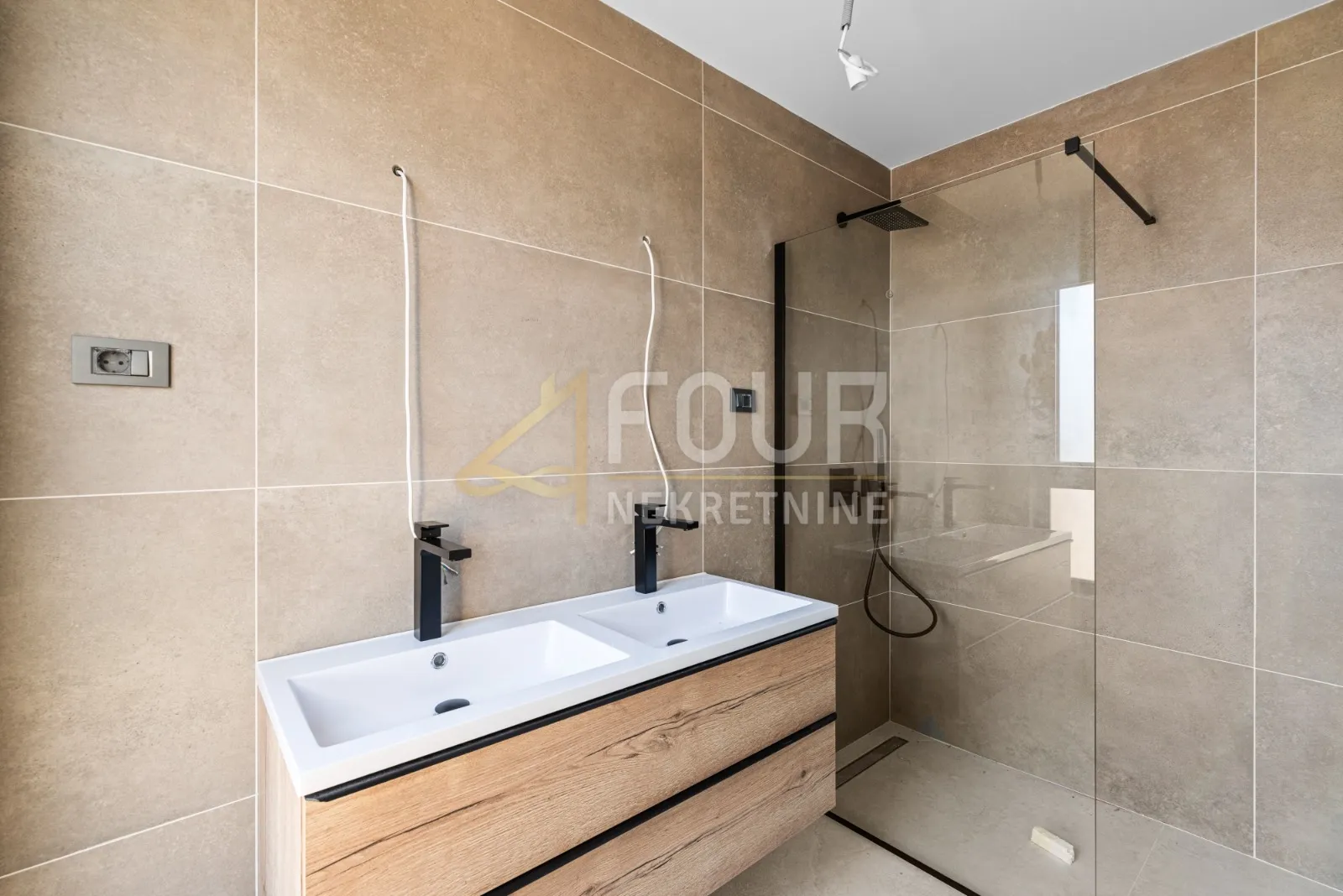 istra, poreč, moderna novogradnja, 153.35m2, 4s+db, krovna terasa - slika 20