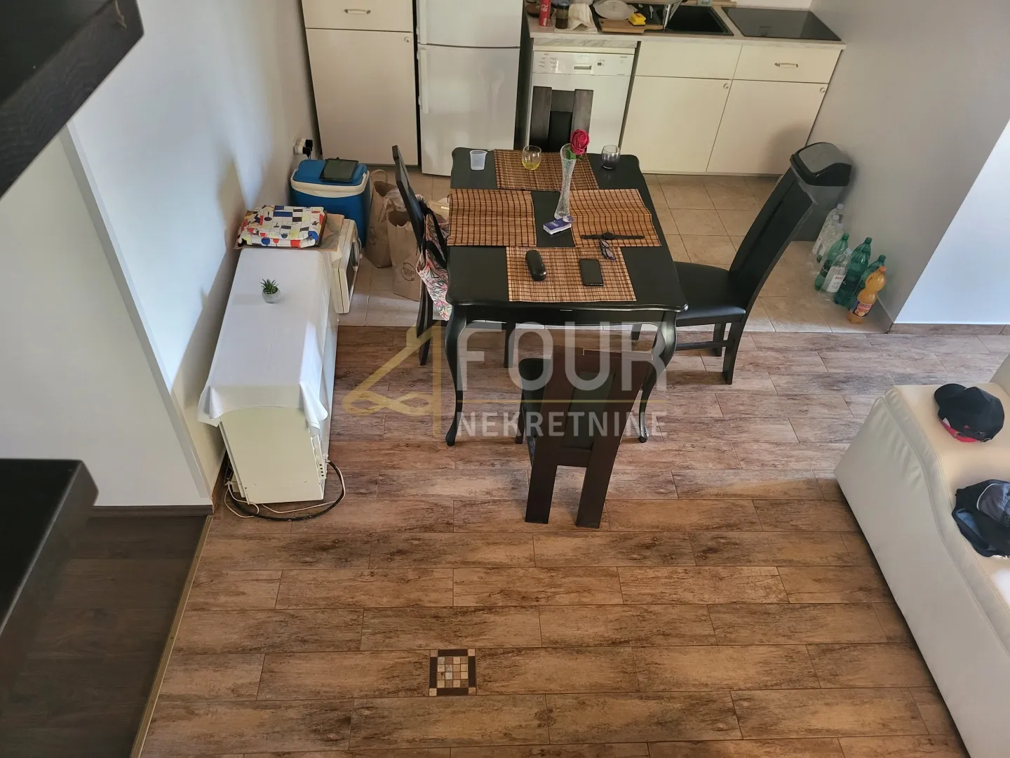 otok krk, 2s+db, 194.2m2, terasa, balkon, garaža - slika 11