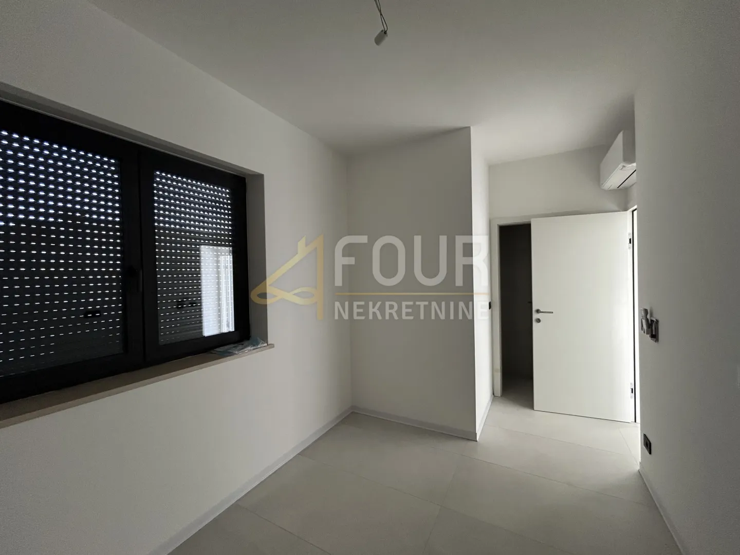 istra, poreč, 3s+db s bazenom - novogradnja - slika 4