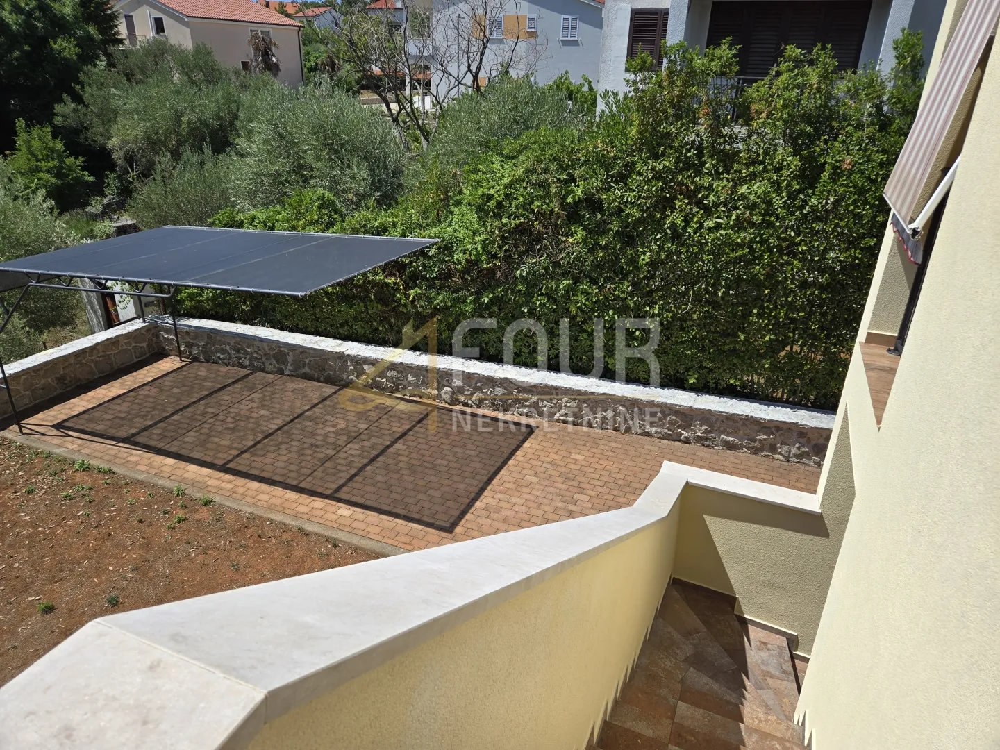 otok krk, 2s+db, 194.2m2, terasa, balkon, garaža - slika 34
