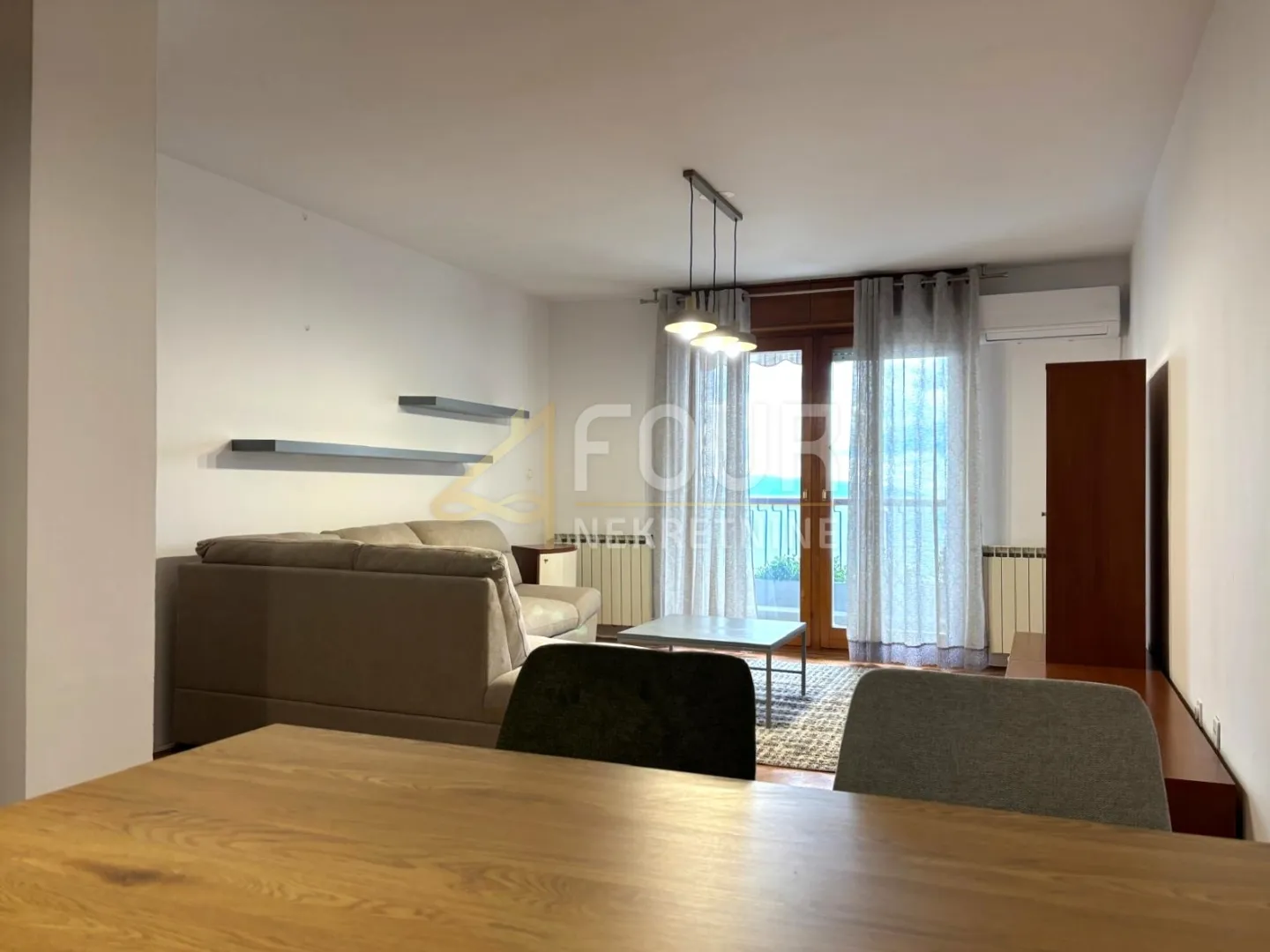 najam, rijeka, krnjevo, 70m2 2s+db, balkon i pogled na more - slika 2