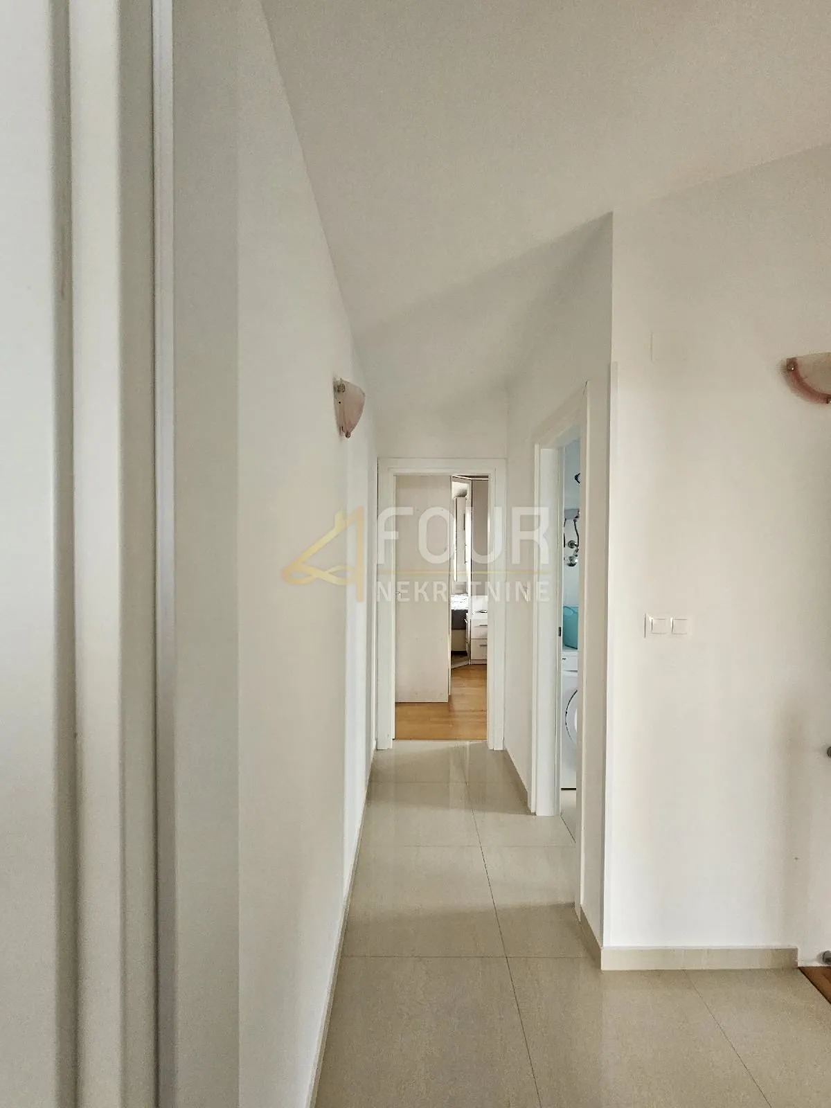 otok krk, malinska, 100.02m2, 3s+db, 2 lođe, pogled na more - slika 10