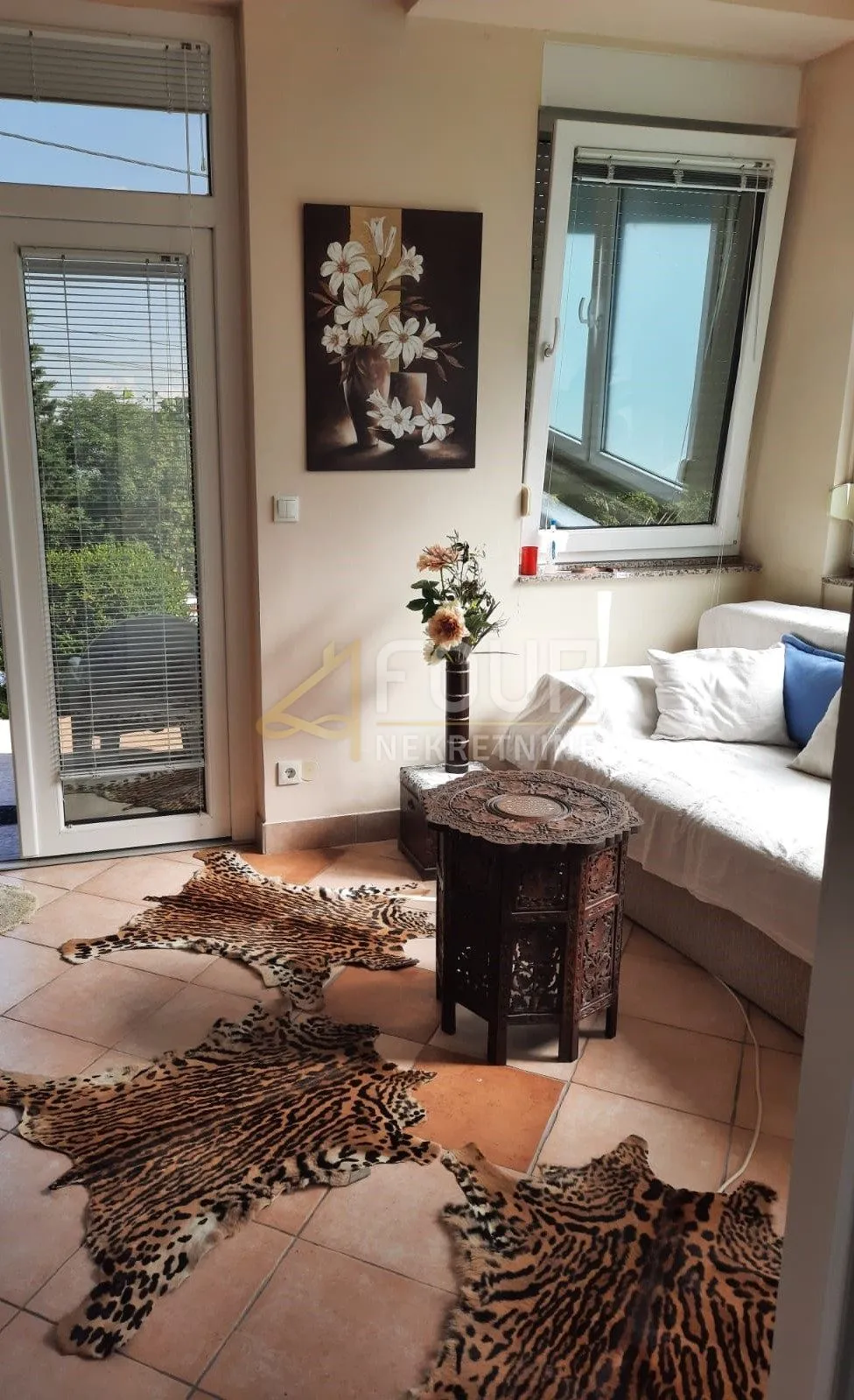 opatija, 127.20m2, 2 stana - 3s+db i 1s+db - slika 2