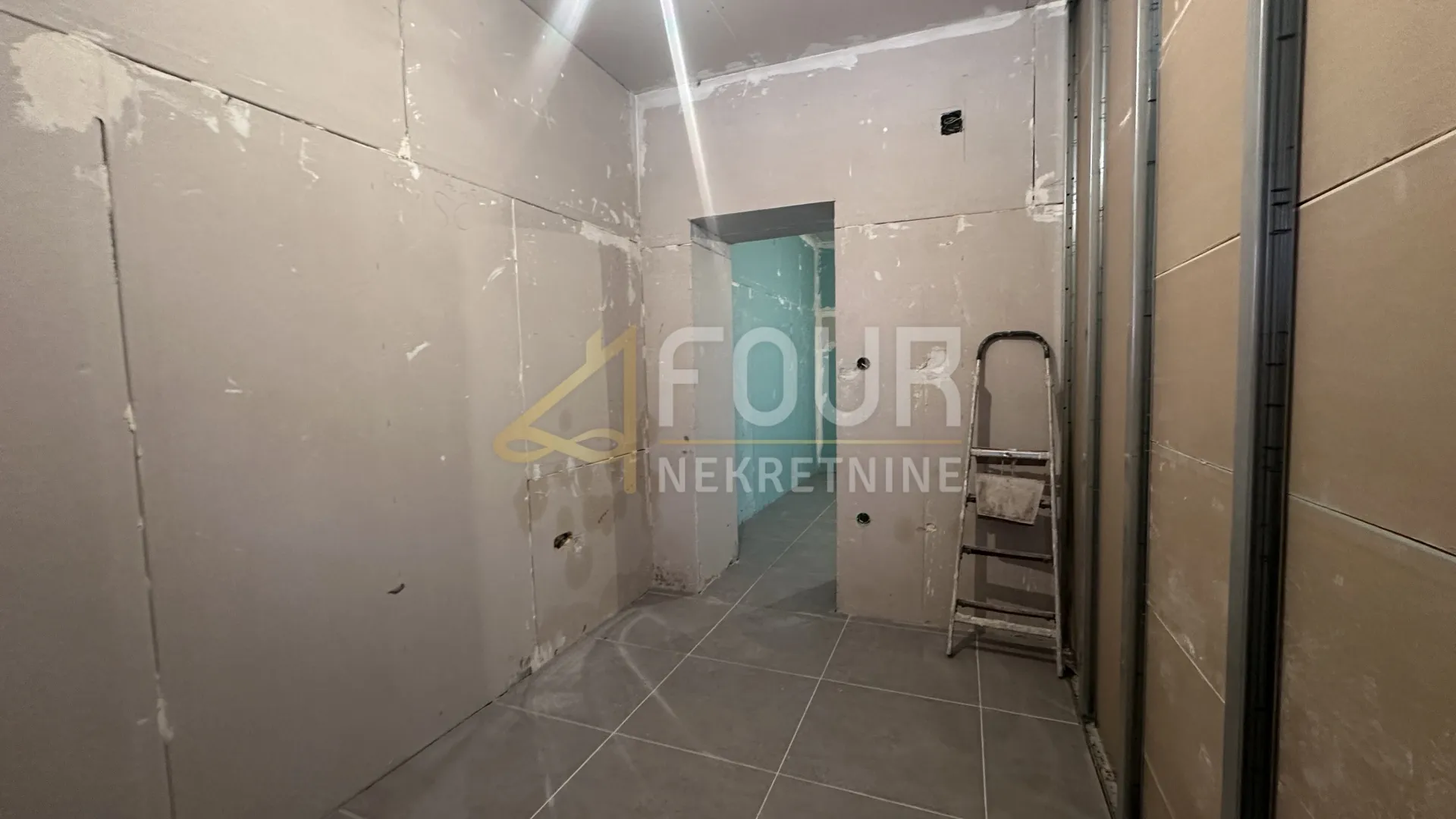 istra, pula - centar, 2s+db, 45.36m2, u adaptaciji - slika 10
