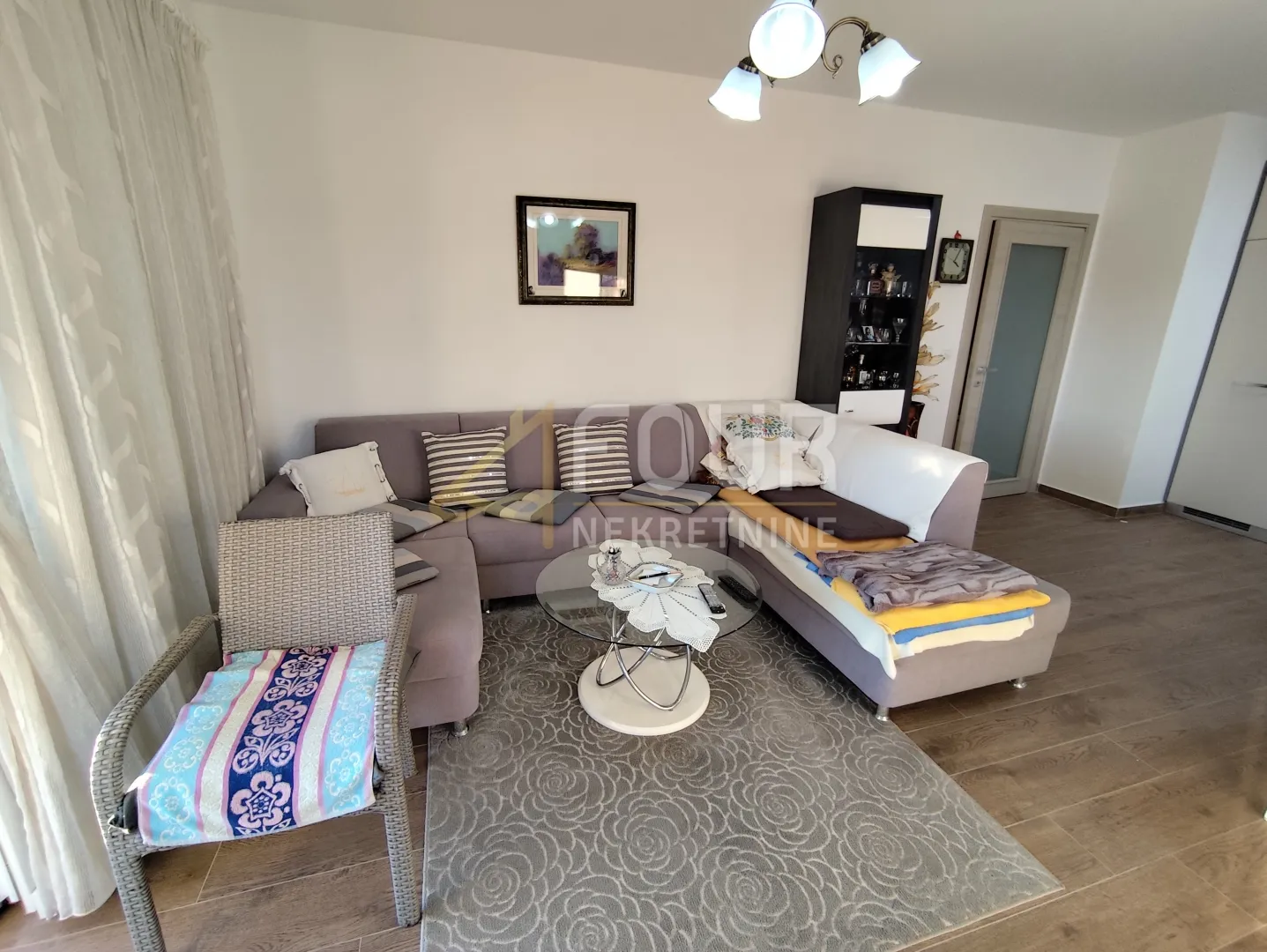 viškovo, 76.14m2, 2s+db, terasa - slika 4