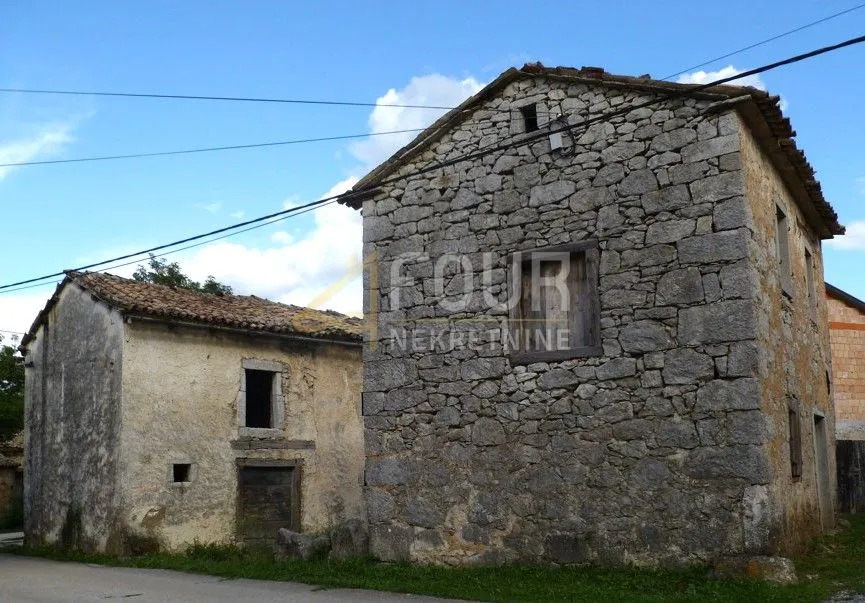 Istra, Buzet, dvije kamene kuće, 160m2